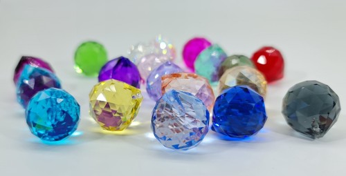 10x 20mm Crystal ball suncatchers, jewelry suncatcher pendant craft supplies - Picture 9 of 49