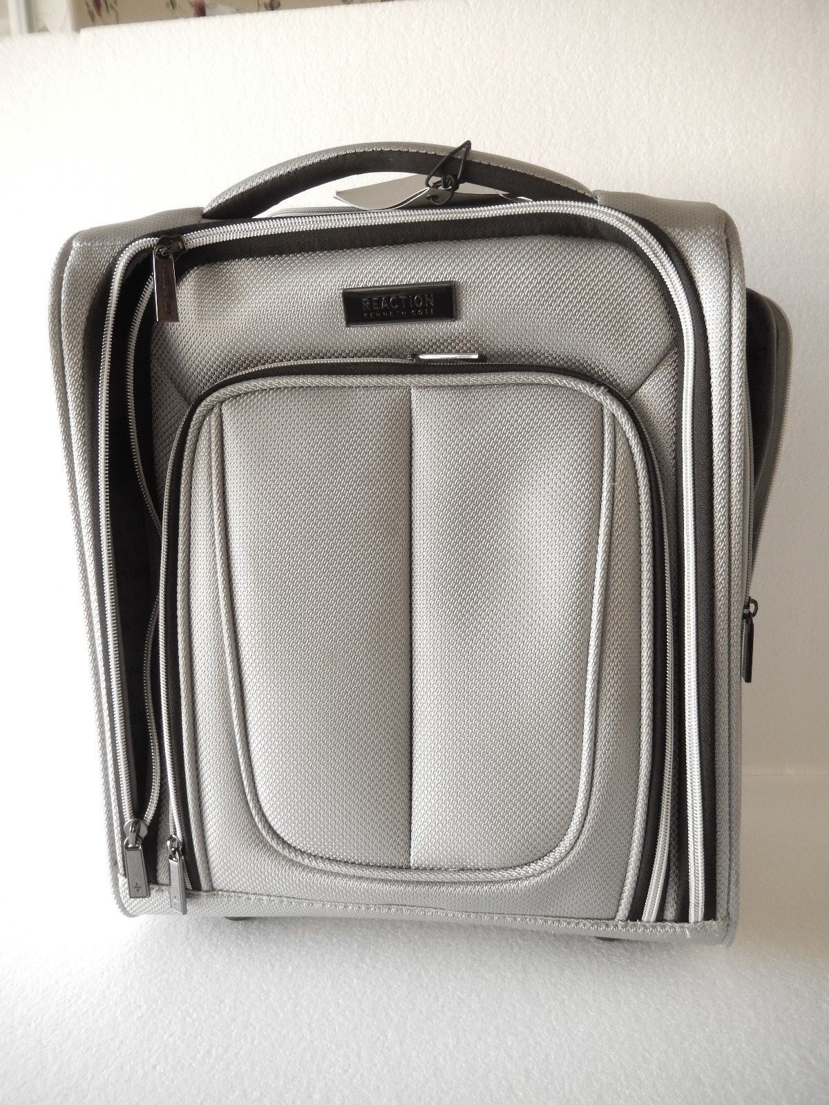 kenneth cole reaction underseater