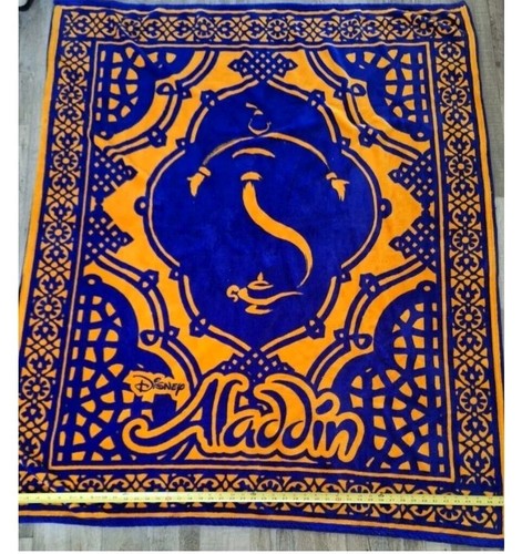 Disneys Aladdin Magic Carpet Throw Blanket Soft Fleece 66"x50" - Picture 4 of 6