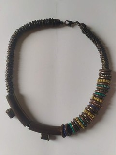 collier ancien cuivre et pierres