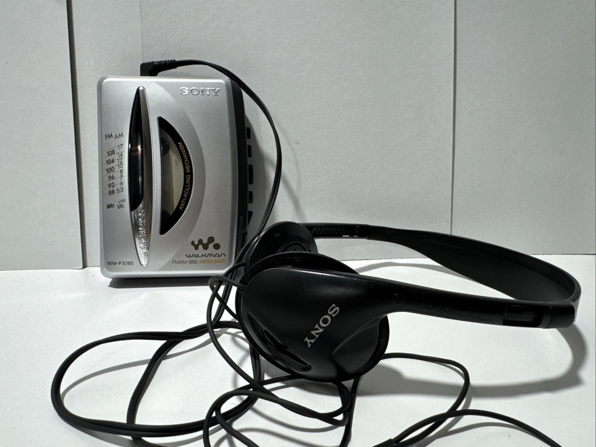 Vintage 1999 Sony Walkman WM-FX195- w/ Original Headphones (ALL