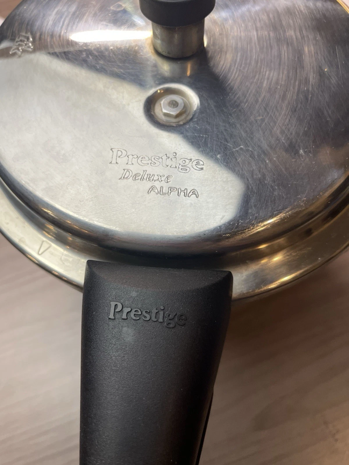 Prestige Deluxe Alpha 5.5 Litre Pressure Cooker