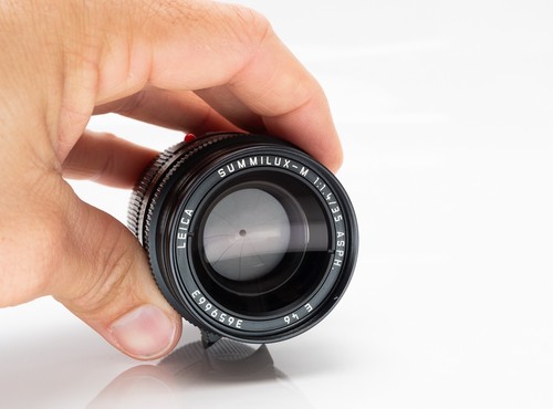 Leica 35mm Summilux f/1.4 ASPH - "Pre FLE" - 2025 CLA - 6 Bit - Near Mint - Picture 6 of 8