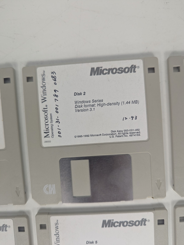 Microsoft Windows Operating System 1-6 Floppy Disks 1993 Version 3.1 - Picture 3 of 9