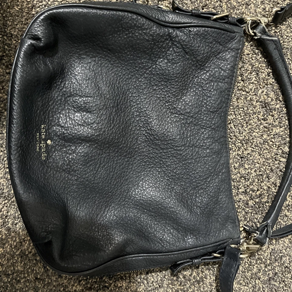 Сумочка-трансформер Kate Spade New York Cobble Hill маленькая Ella наплечная черная - Изображение 3 из 4