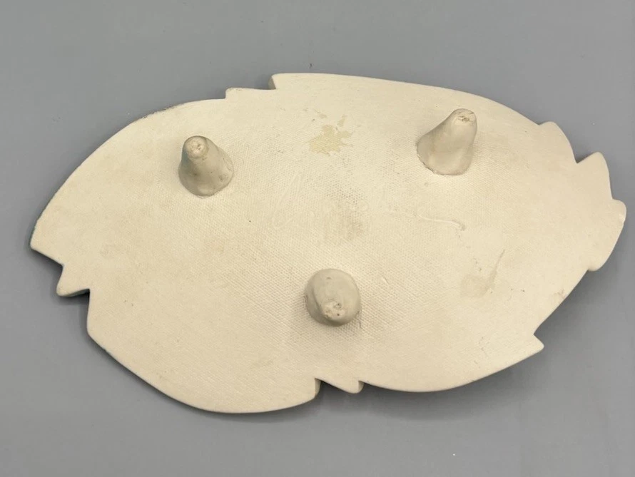 Plato decorativo firmado por artista MEMPHIS DESIGN años 90 arte posmoderno ¡¡GATO!!! Foto 2 de 4