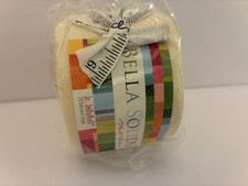 Bella Solid Jr. Jelly Roll /Moda/20 strips