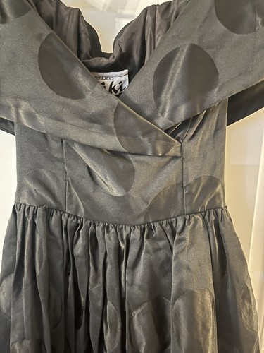 VINTAGE SCHWARZ PARTY COCKTAIL ABSCHLUSSBALLKLEID KAREN LUCAS FÜR NIKI SCHULTERFREI - Bild 2 von 14