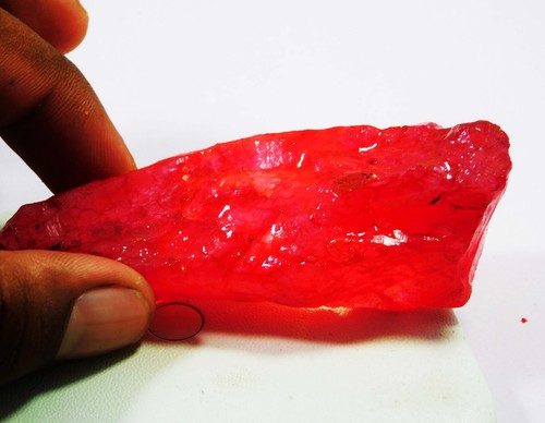 355.45 Ct Natural Blood Red Ruby Certified African Uncut Rough Loose Gemstone - Picture 6 of 6