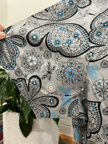 UA Scrubs Size 2xL Butterfly Print Top - Picture 5 of 9