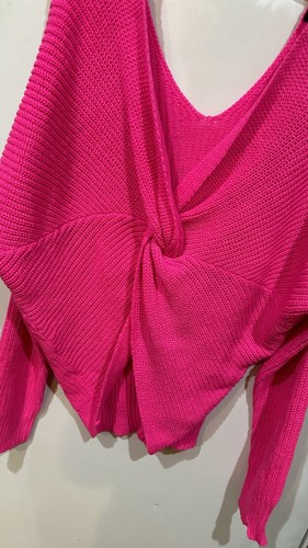 Rue+ by Rue21 Women’s Hot Pink Two Way Twisted Knot Middle LS Sweater Size 2X - Picture 3 of 7