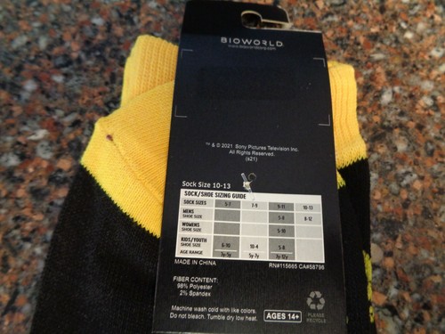 Cobra Kai No Mercy Crew Socks 8-12 OSFM Adult NWT Unisex Bioworld Snake Logo - Bild 4 von 7