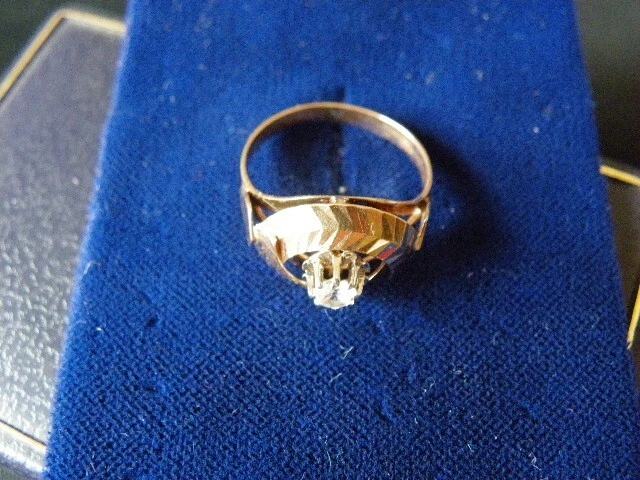 bague solitaire or jaune 18 carats poinçon tête aigle - Photo 2/4