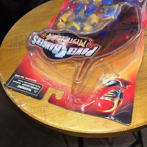 Power Rangers Mystic Force Solaris Knight Morphmax Ranger Neu 5" Factory Sealed - Bild 3 von 5