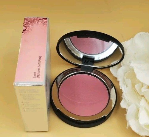 It Cosmetics Bye Bye Pores Blush Love Natural Soft Pink 0.192 oz New In Box - Picture 3 of 6