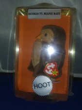 Vintage Retired TY Beanie Baby "HOOT" Factory Sealed in Star Case- RARE HTF