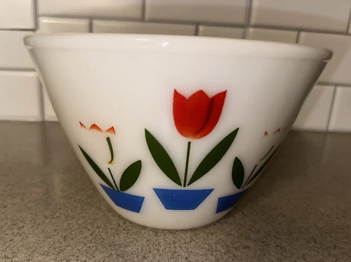Vintage Fire King Tulips  White Milk Glass 7.5” Mixing Bowl RARE flowers 1940s