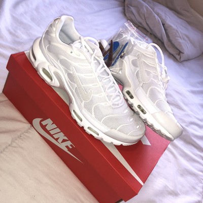 nike tn removable swoosh