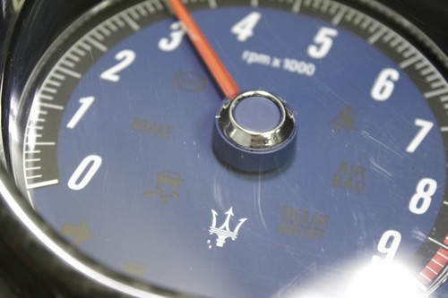 Maserati GranTurismo MC Front Carbon Fiber Instrument Cluster 2008 - 2012 OEM - Picture 8 of 16