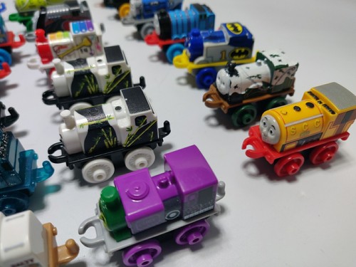Lot of 39 Thomas The Tank Engine Train & Friends Minis Micro Mini Trains - Picture 10 of 15