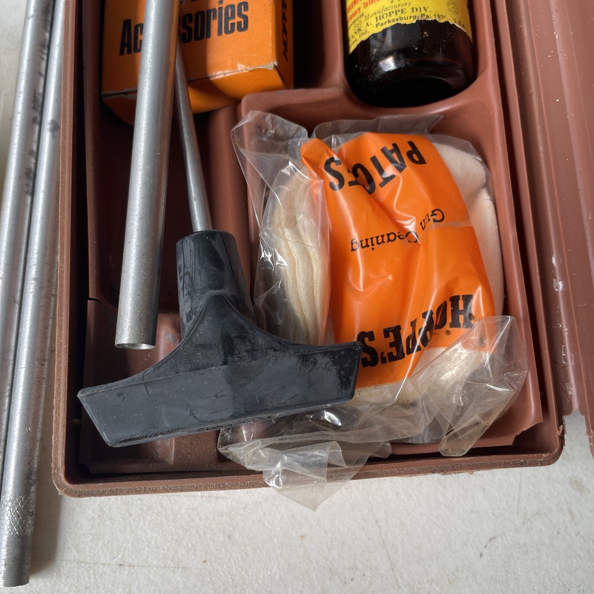 VINTAGE HOPPE'S GUN CLEANING KIT (OIL, PATCHES, RODS) (t7) | eBay