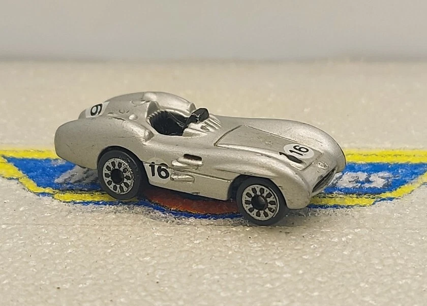 Micro Machines Hasbro 1999 Mercedes Benz W196 from Hall of Fame Racers - Image 3 of 4