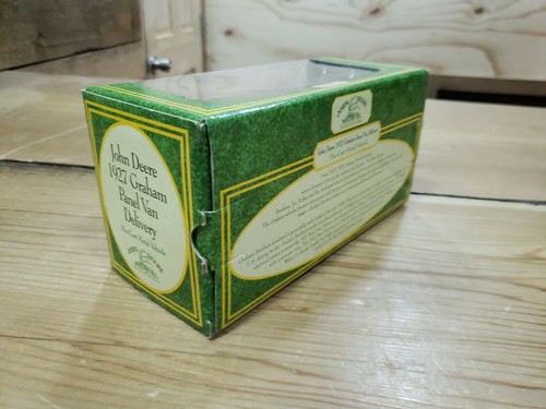 Ertl John Deere Graham Panel Van Delivery, Stk# 15499 - Picture 3 of 4
