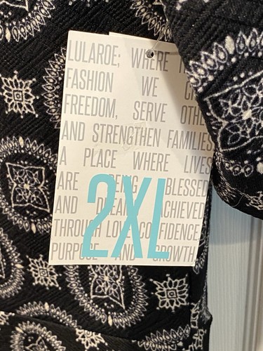 Lularoe Nicole Fit & Flare Dress Women's 2XL Black / White Design Stretch NWT - Picture 5 of 18