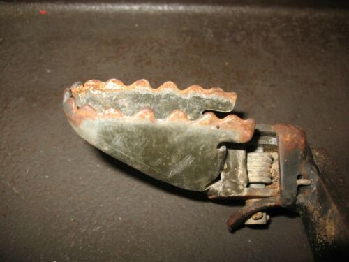 1994 XT600 LEFT FRONT FOOT PEG + BRACKET YAMAHA XT 600 1984-1995 34L-27412-00-R4 - Bild 2 von 4
