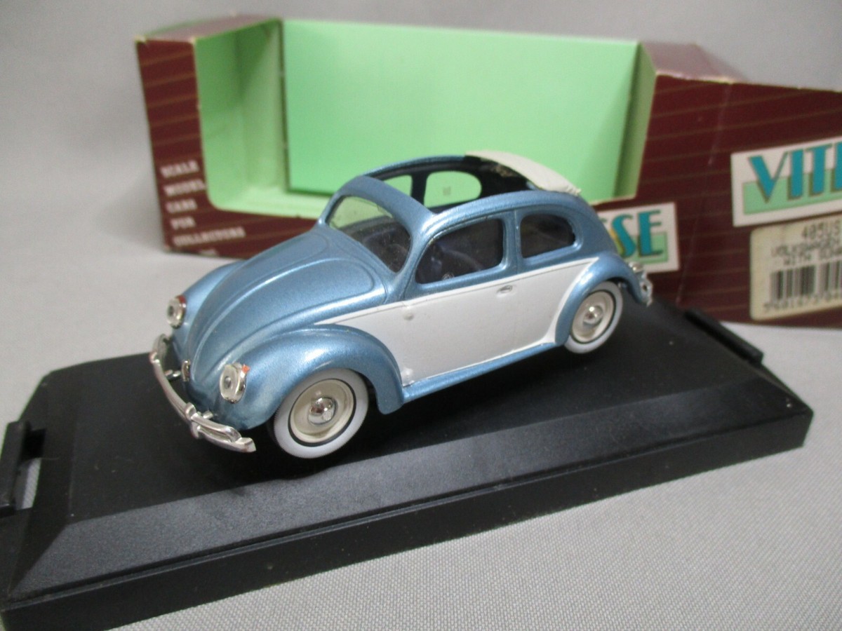 Vitesse 1/43 Volkswagen Cox 1949 – Argent – Toit Ouvrant – Boîte Plexiglas – Occasion