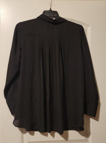 Avenue Size 14/16 Woman’s Lightweight Button Up Black Long Sleeve Blouse - Picture 3 of 5