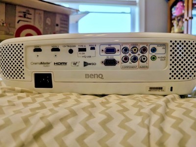 未使用級 BenQ ホームシネマ プロジェクター HT2050 フルHD BenQ HT2050 1080p DLP Home Theater Projector w/ Remote Power Cord