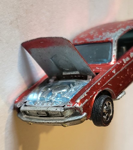 Vintage Hot Wheels Redline 1967 1968 Custom Mustang in red blue window/grey int - Picture 9 of 9