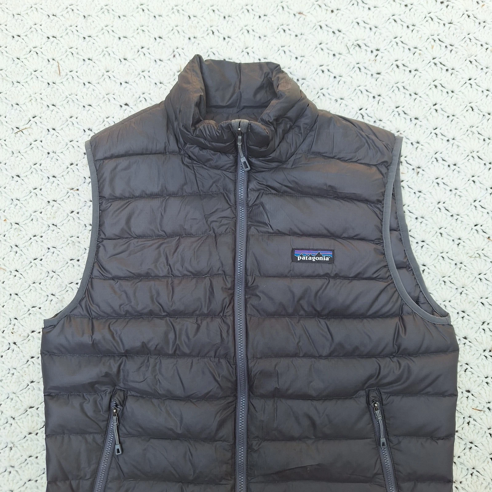 Patagonia Down Sweater Vest Mens Insulated Puffer Full Zip Jacket Grey - Small