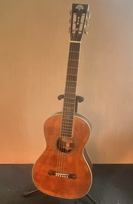 Washburn 125th Anniversary R319SWK Parlor 6-String Acoustic Guitar Hard Case