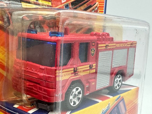 Matchbox Best of British Routemaster Dennis Sabre Fire Engine, Red, 1:64, NIB - Picture 4 of 11