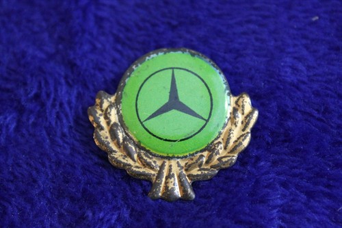 Vintage Mercedes Benz Hat Lapel Pin Accessory Logo 190 280 300 350 450 560