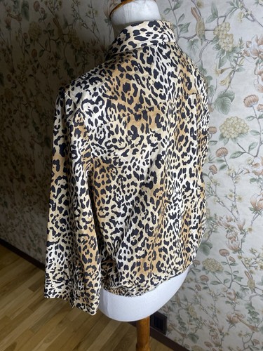 Chicos Größe 1 Small 8 Top Leopard Gepard Tiermotiv Taille zum Binden Knopfleiste - Bild 7 von 9