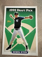 1992 Derek Jeter Rookie Baseball Card #98 Topps. rookie card picture
