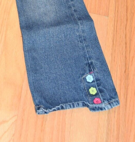 Girls Gymboree Flower Button Bottom Jeans from the Smart & Sweet collection sz 7 - Picture 2 of 2