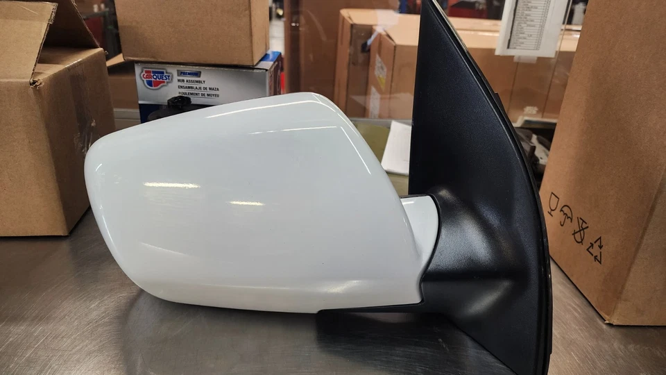 Espejo retrovisor lateral para pasajeros Kia Sedona 2006-2014 (pintado)  Foto 2 de 3