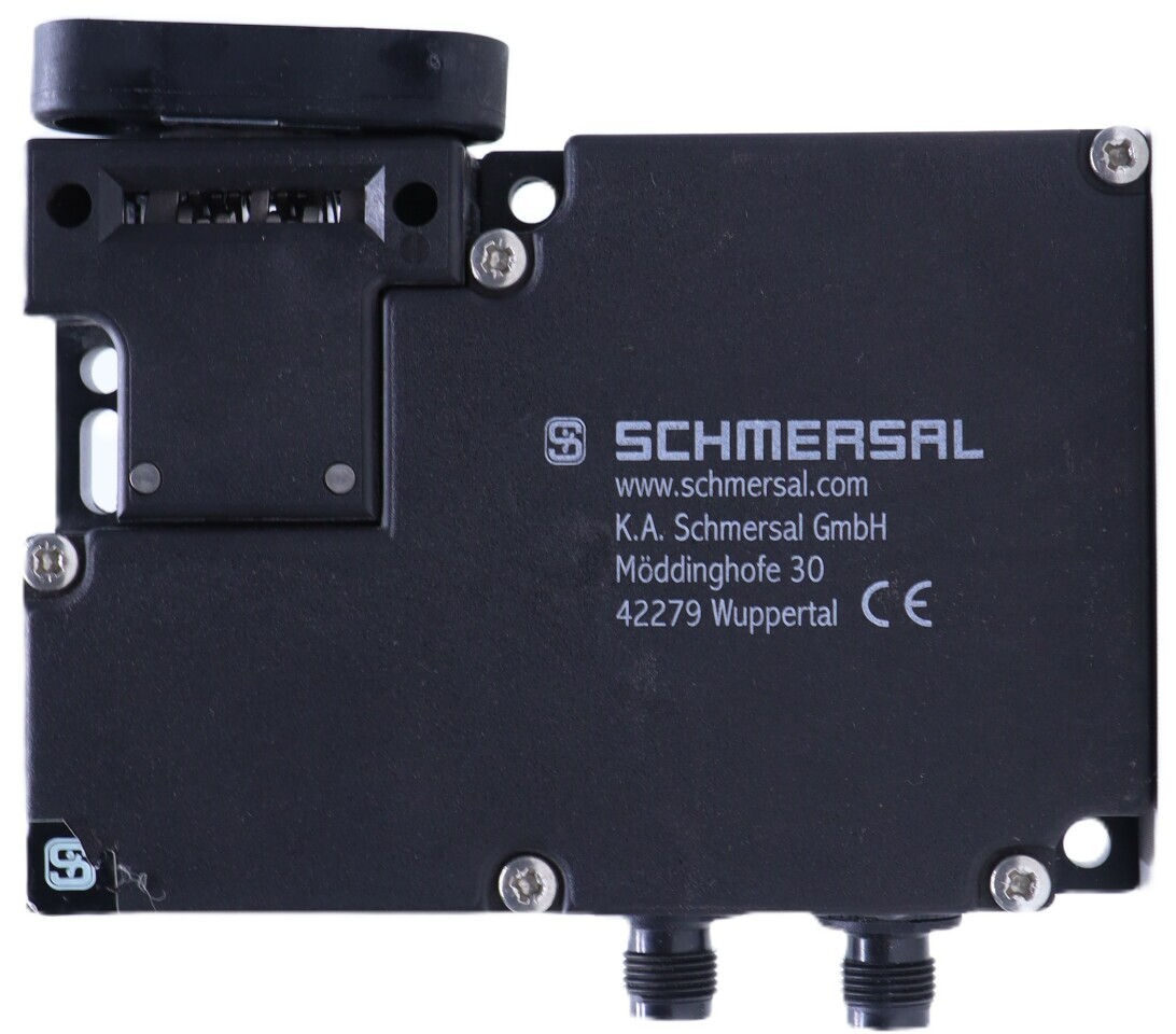 SCHMERSAL AZM161ST-33RK-024-2111-1 SAFETY INTERLOCK SWITCH 24VAC/DC