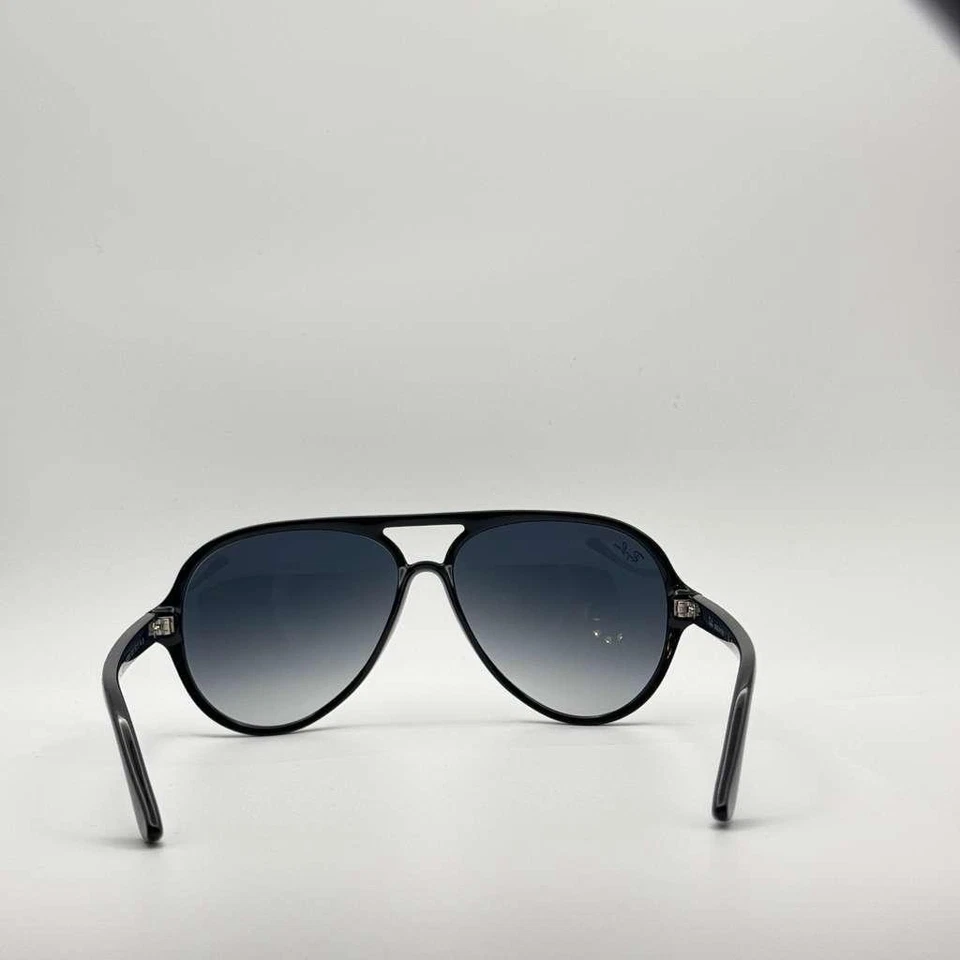 Ray Ban CATS 5000 CLASSIC Polished Black frame Gradient Grey lens RB4125 601/32 - Image 2 of 4