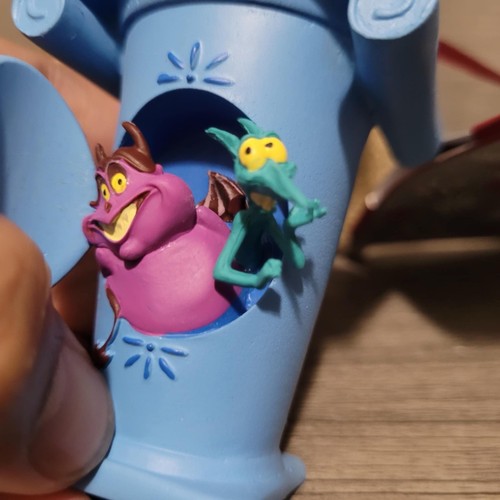 Cuaderno de bocetos de dolor y pánico de Hércules de los parques de Disney 2023 taza adorno nuevo con etiquetas - Imagen 4 de 5