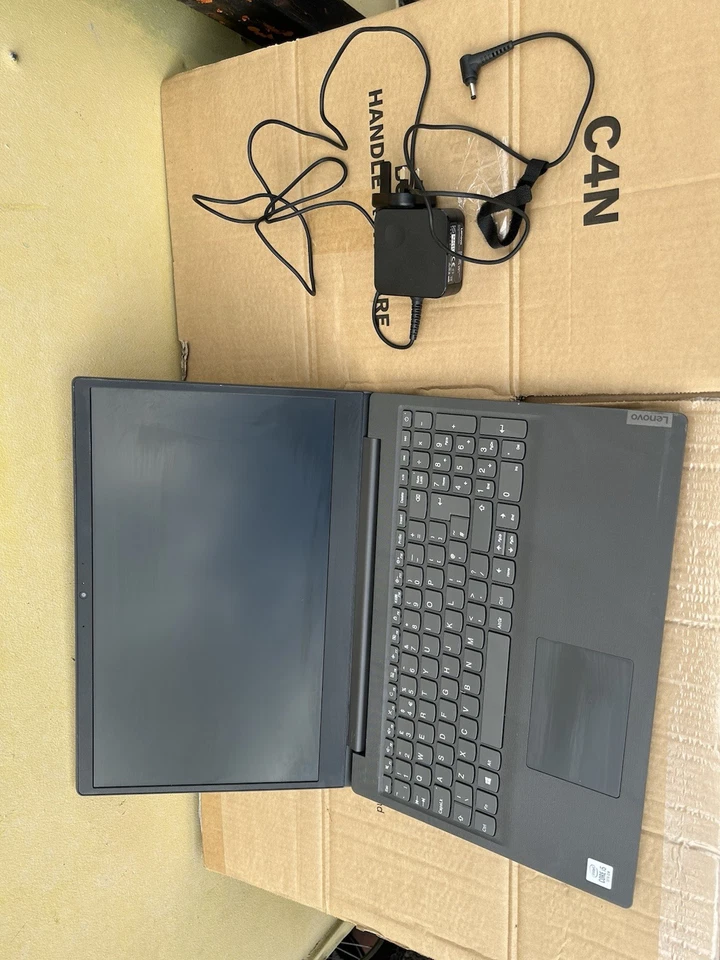 Lenovo V15 IIL 15.6" Laptop fhd Intel Core i5-1035G1 256GB SSD 12GB RAM wind 11 - Image 3 of 4