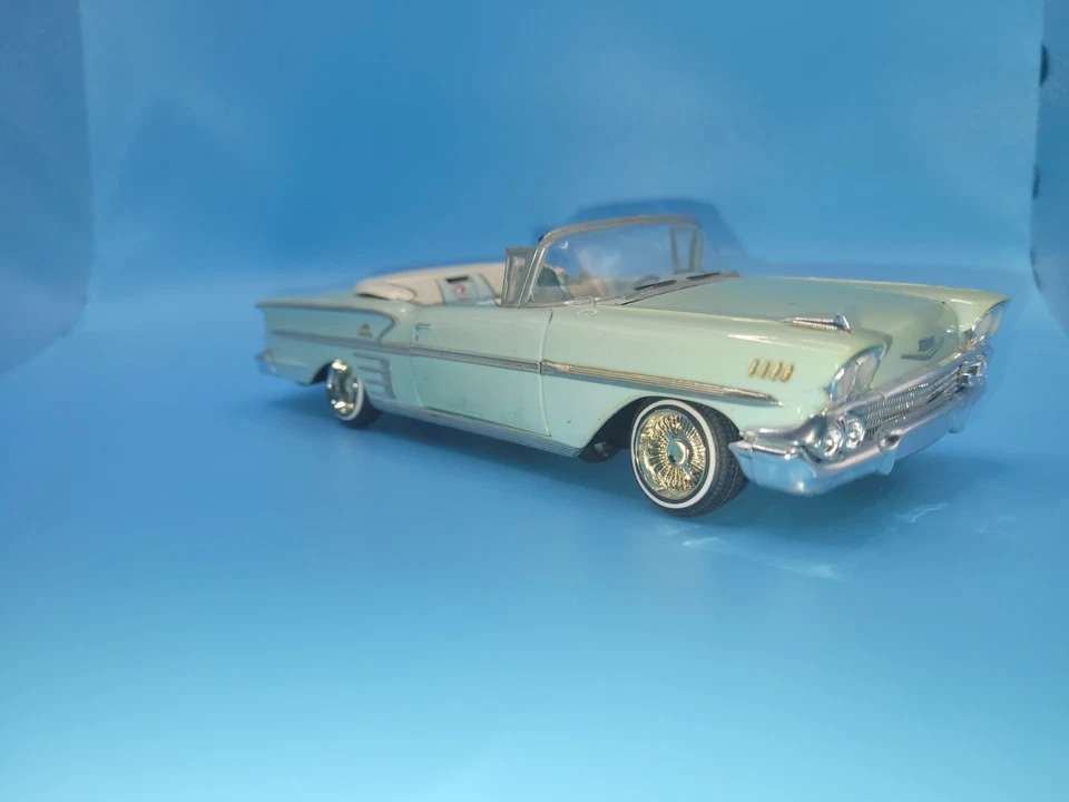 AMT 1958 Chevy Impala Convertible Model Car - Image 2 of 4