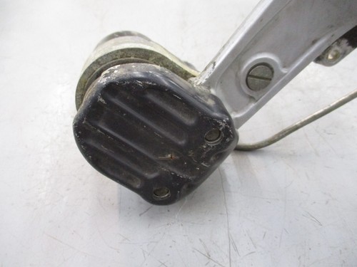 1971-76 HONDA CB750 CB 750 SOHC FRONT BRAKE CALIPER MOUNT BRACKET - Picture 7 of 9