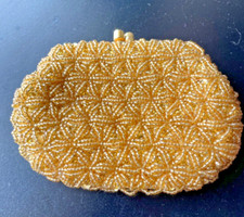 Antique gold toned beaded coin purse - small, clips shut