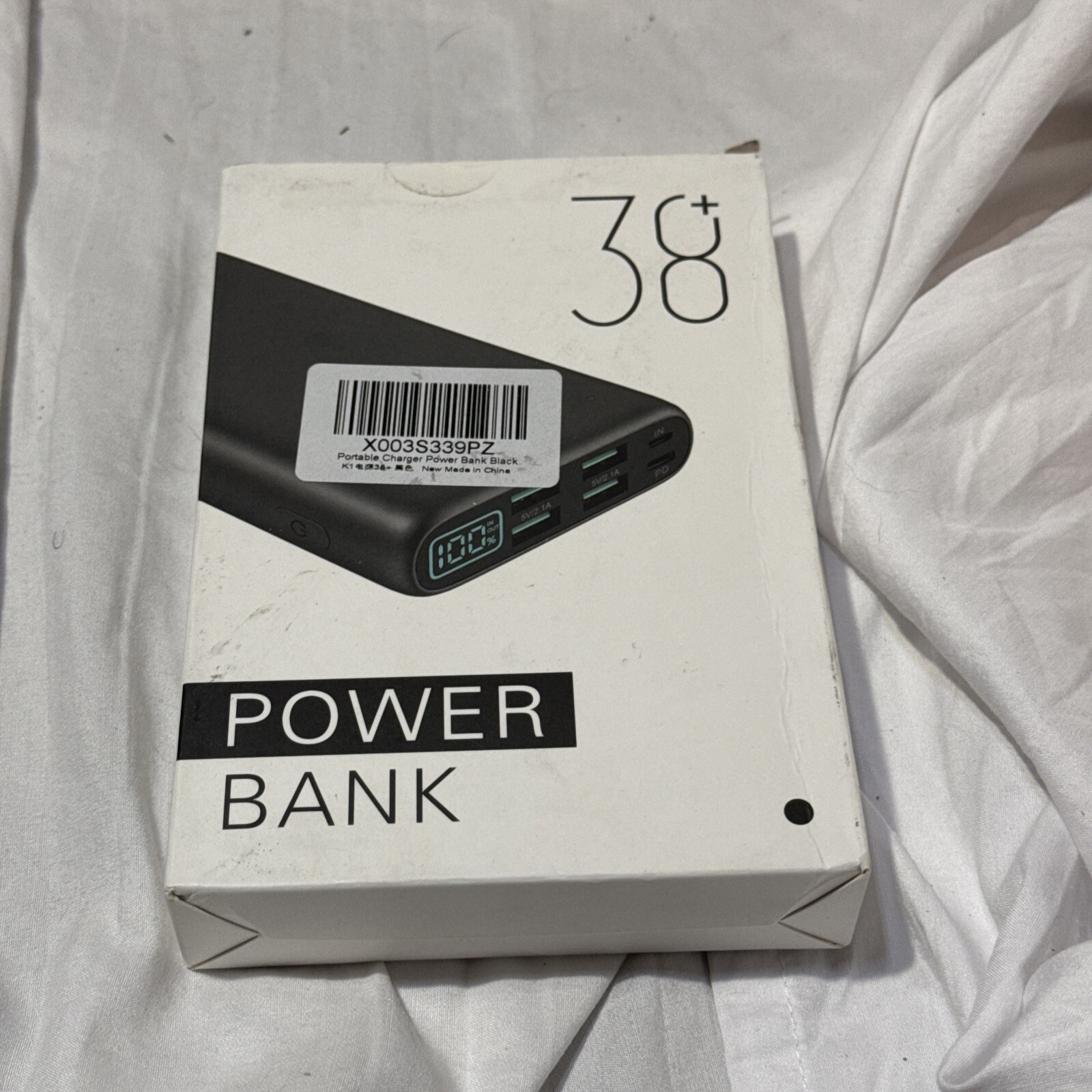 Portable 38800mAh Power Bank for High-Capacity Charging VE