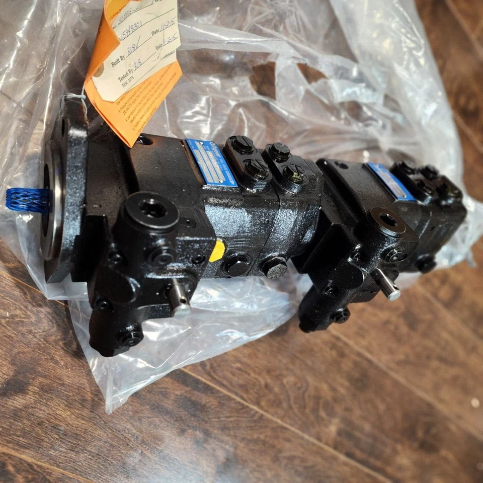 OilGear PVWC-011 Variable Displacement Axial Piston Pump LH70018-876 - Image 4 of 4